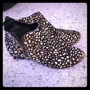 Dolce Vita ankle boots